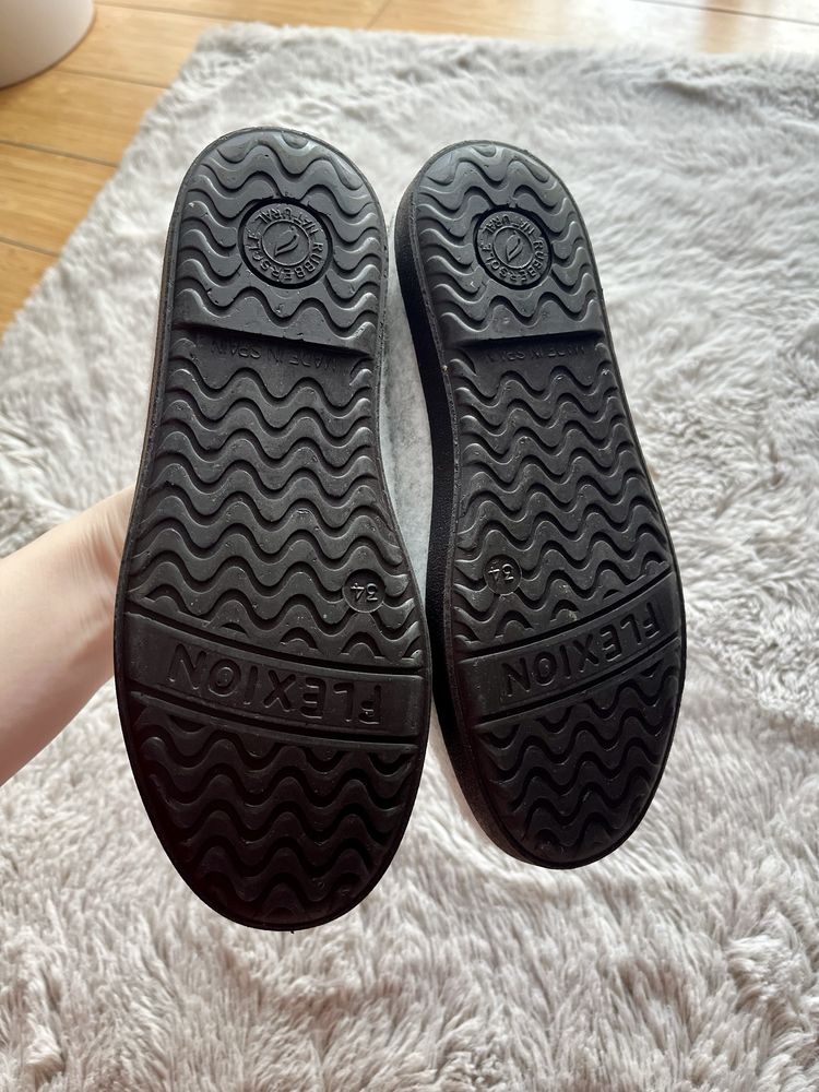 Kapcie filcowe dzieciece 34