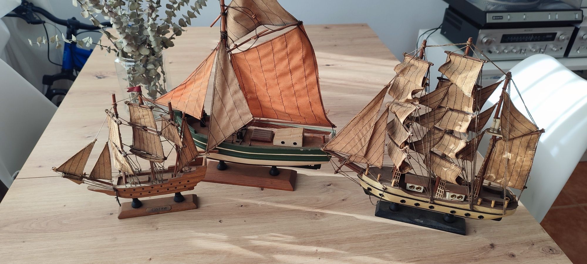 Barcos miniatura + de 20 peças