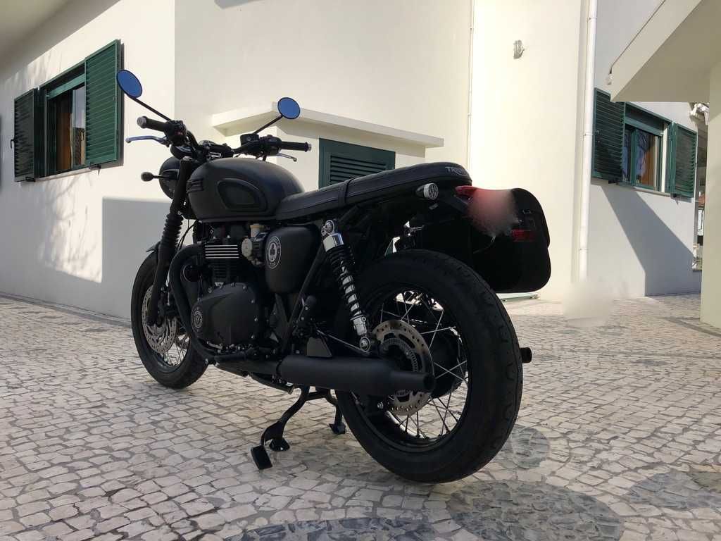 Triumph Bonneville T120 Ace