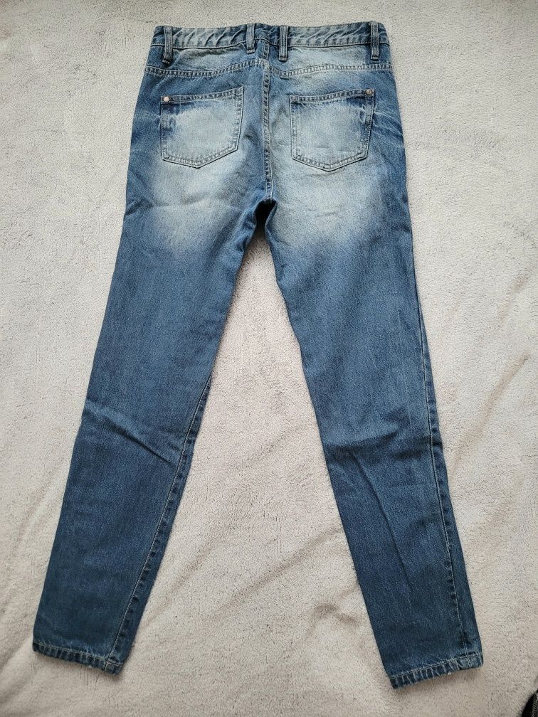 Spodnie BOYFRIEND r. 36 dziury