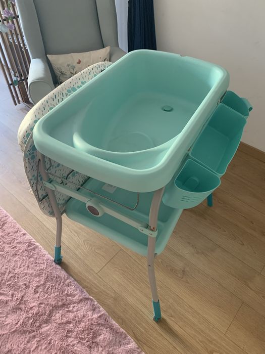 Banheira com trocador bebe