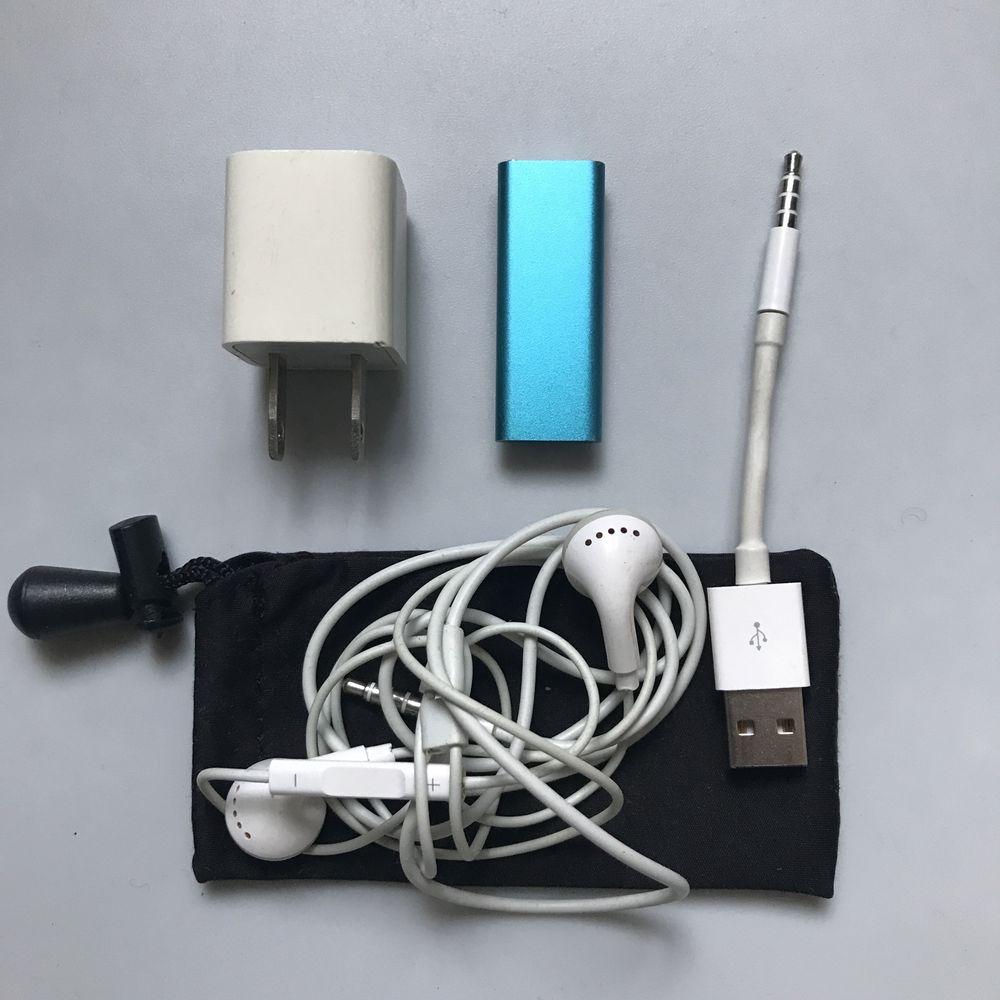 Плеер iPod shuffle 3-го поколения 2 Гб  A1271