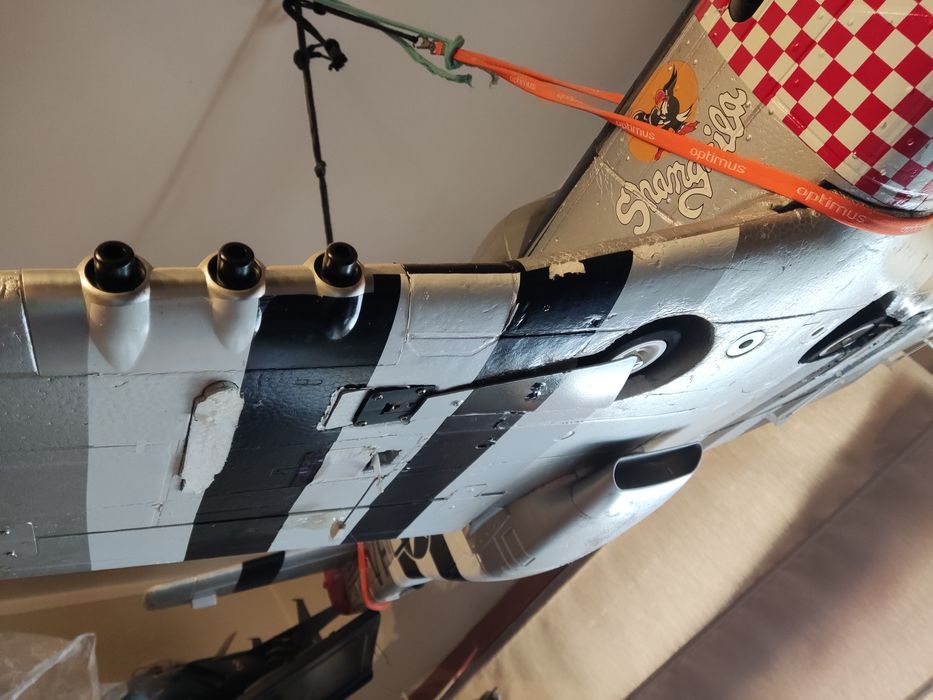 Vendo ou troco avião Mustang rc