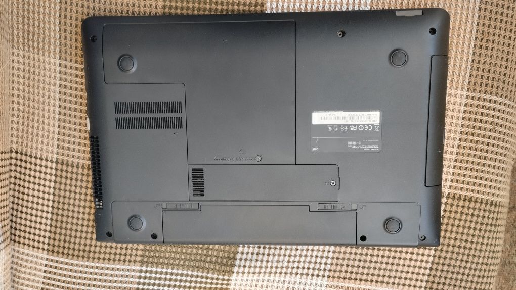 Ноутбук Samsung NP355V5X