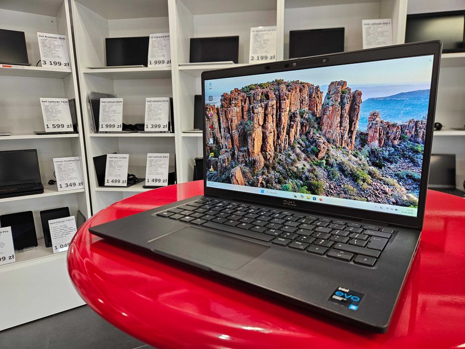 Biznesowy Dell Latitude 7320 i5-11gen 8gb 256ssd IPS Win11 Faktura