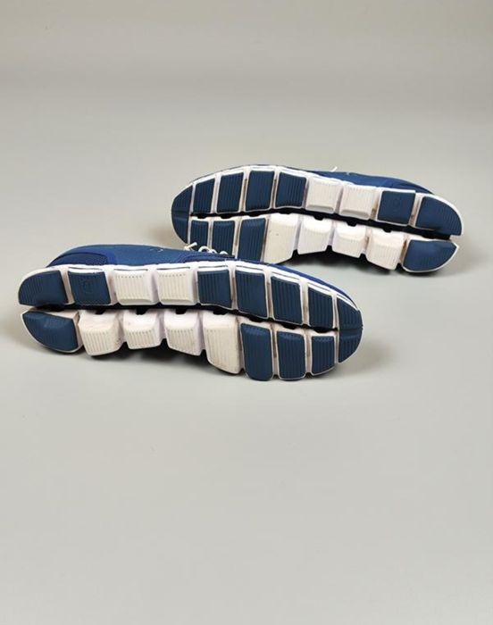 Чоловічі кросівки On running cloud