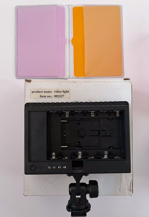 Aputure Amaran AL-160, druga lampa, akumulator Newell, dodatki.Polecam