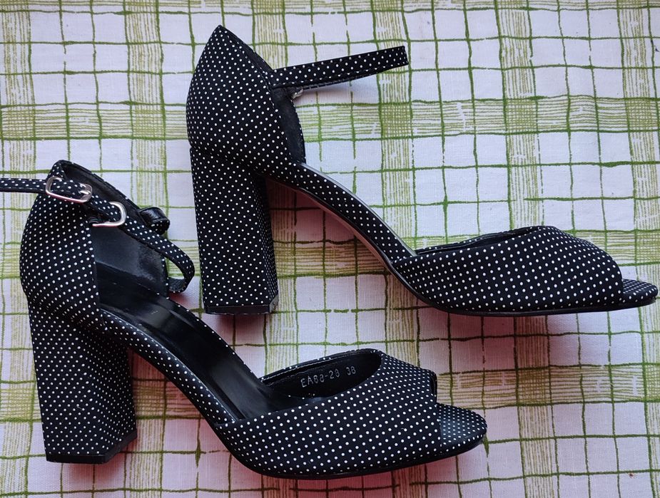 Босоножки женские, туфли