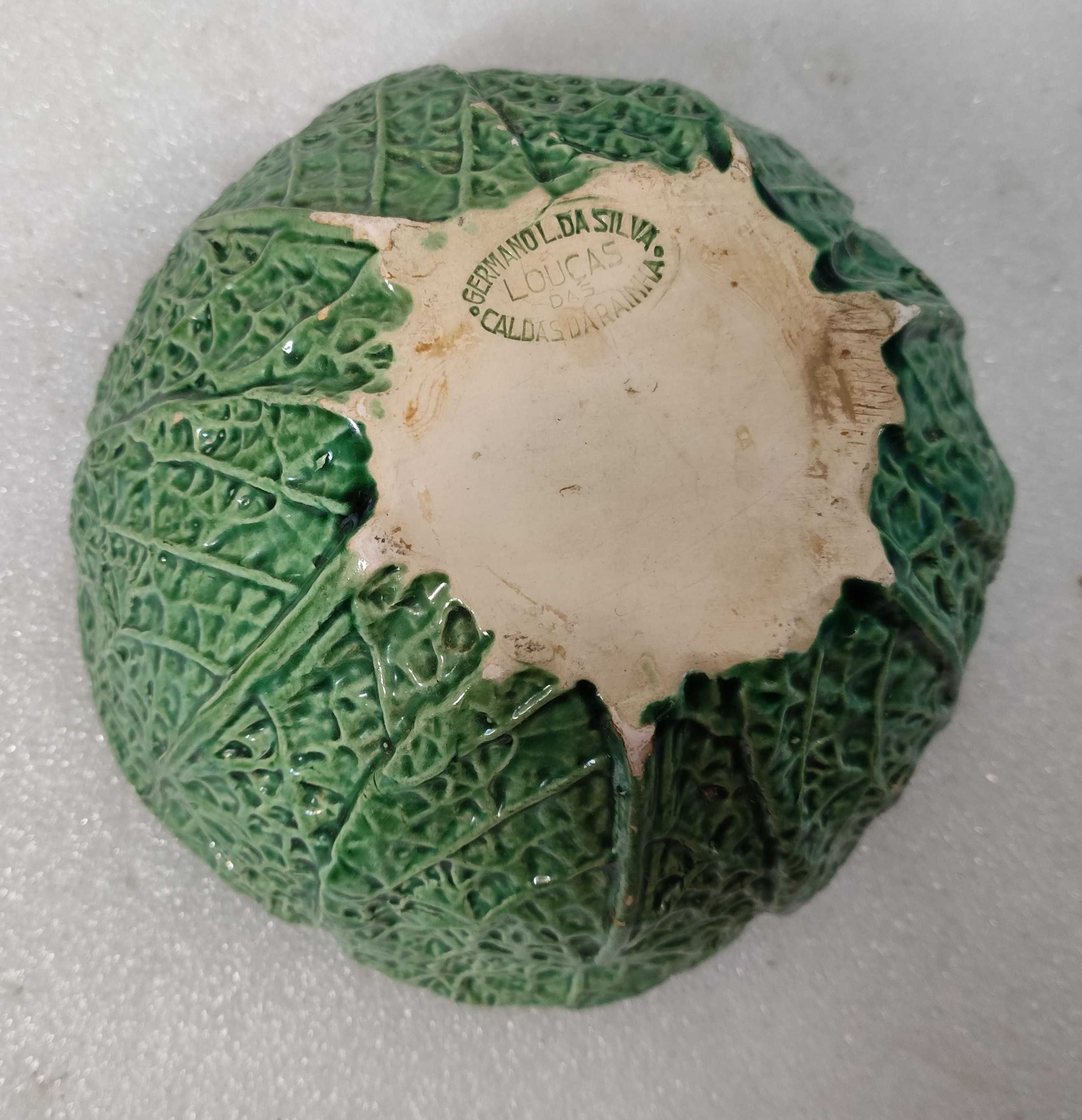 Taça repolho com prato