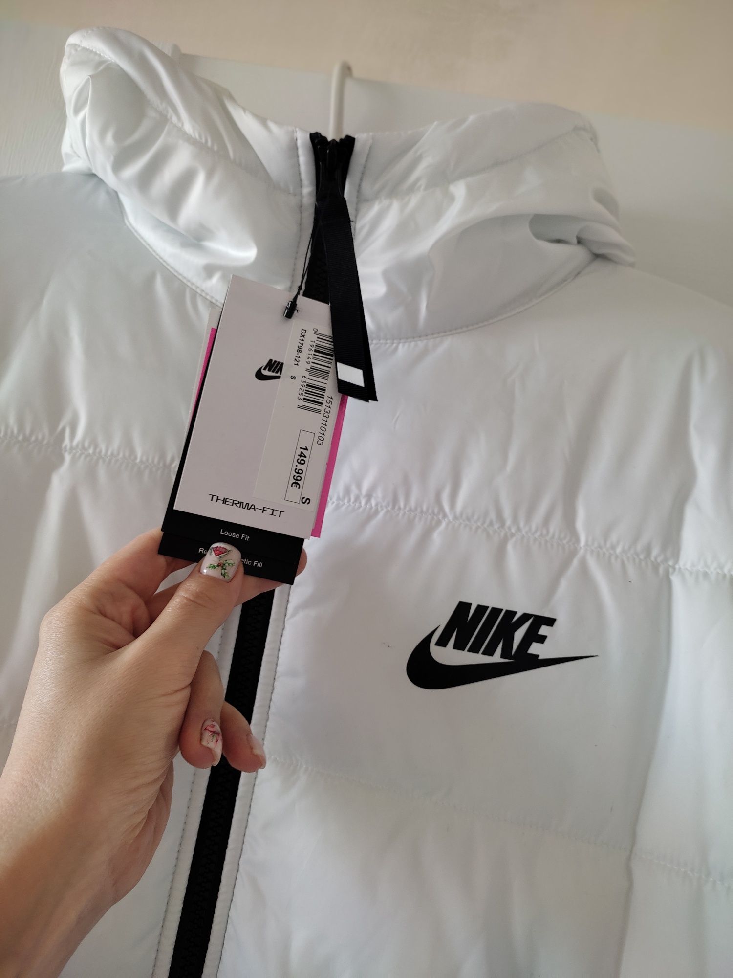 Женская куртка Nike ОРИГИНАЛ!!!