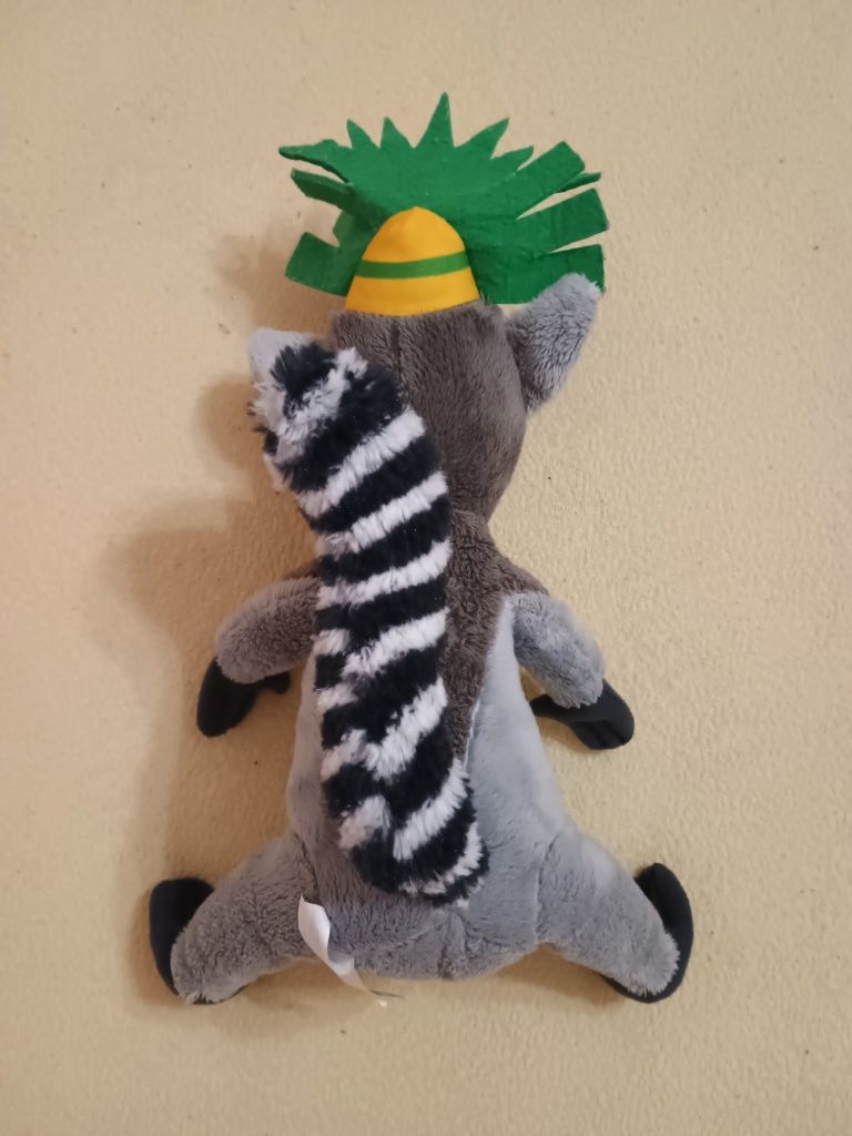 Lemur Julian maskotka