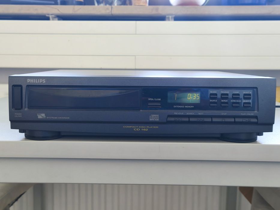 CD програвач Philips CD 162 ! Відмінний стан !