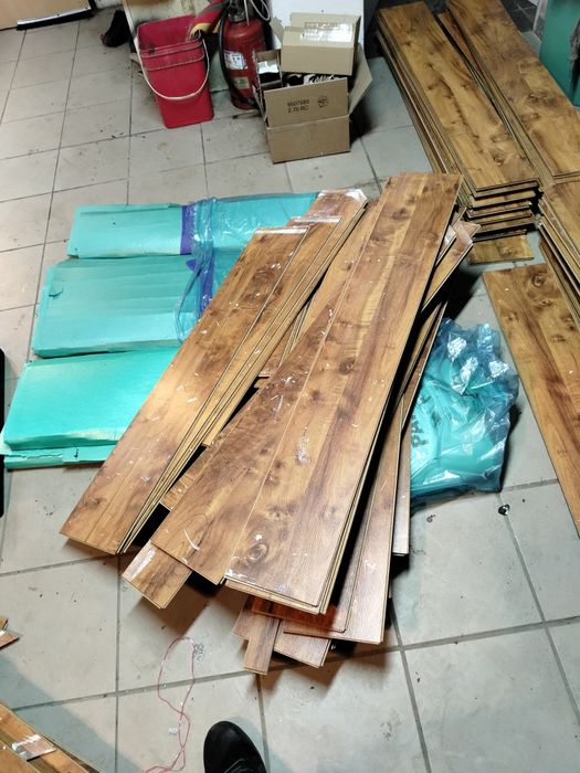 Panele podłogowe resztki po remoncie