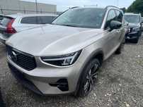 Volvo XC 40 uszkodzony