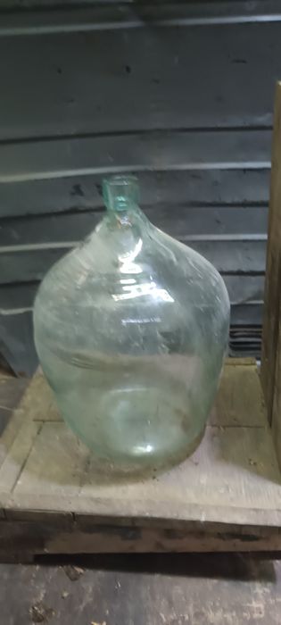 Butla gąsior na wino.