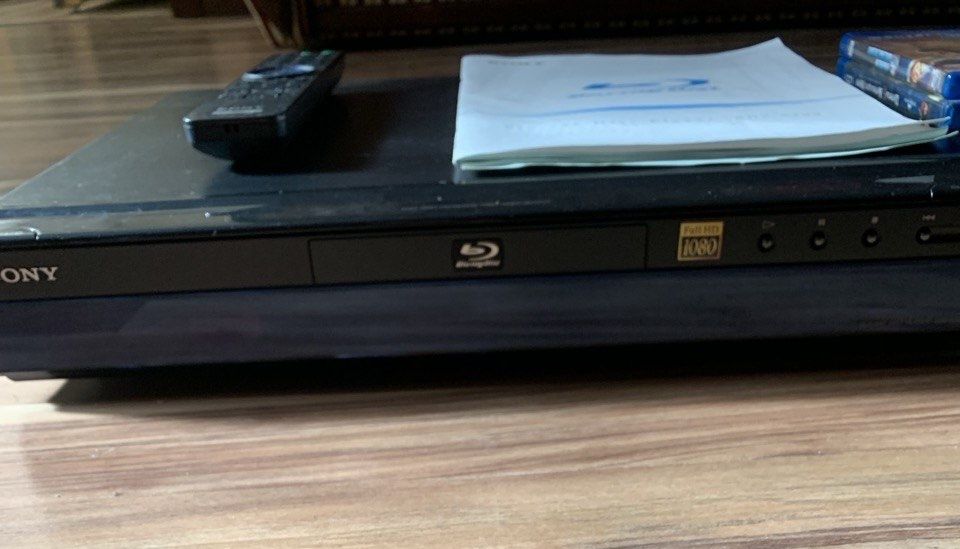 Sony bdp-s300 Blu-ray