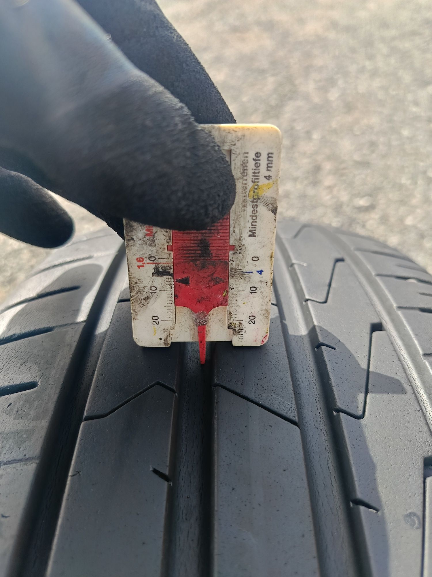 Opony Letnie Hankook 215/55-17 Cena za 2 Sztuki