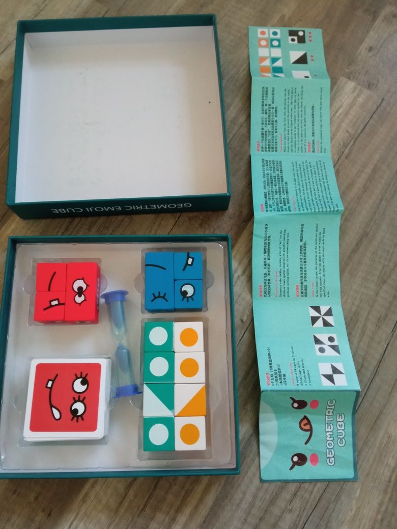 Gra drewniana układanka Montessori 2w1 Geometric Emoji Cube