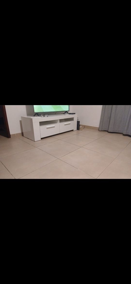 Vendo tudo , motivo mudança