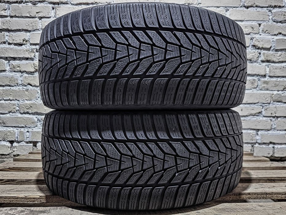 Зимова пара 235/45r18 Hankook | 7mm | 2021 | Korea | Преміум шини