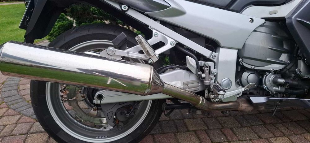 Sprzedam Yamaha FJR1300 ABS 2004r uszkodzony przodem