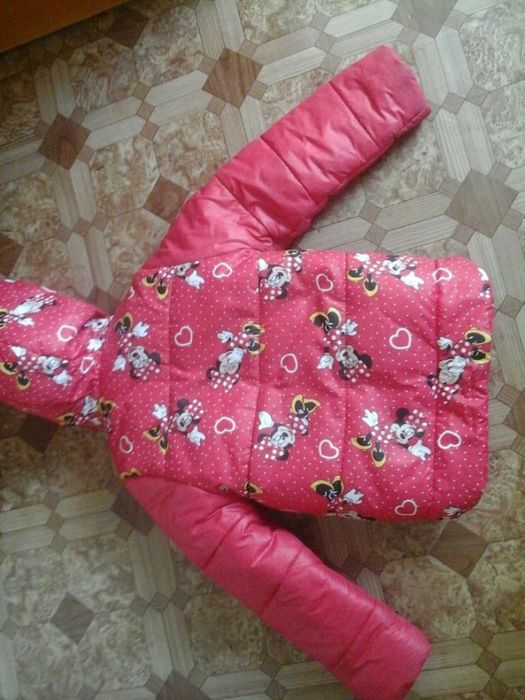 Продам куртку1,5 до3 лет зима.