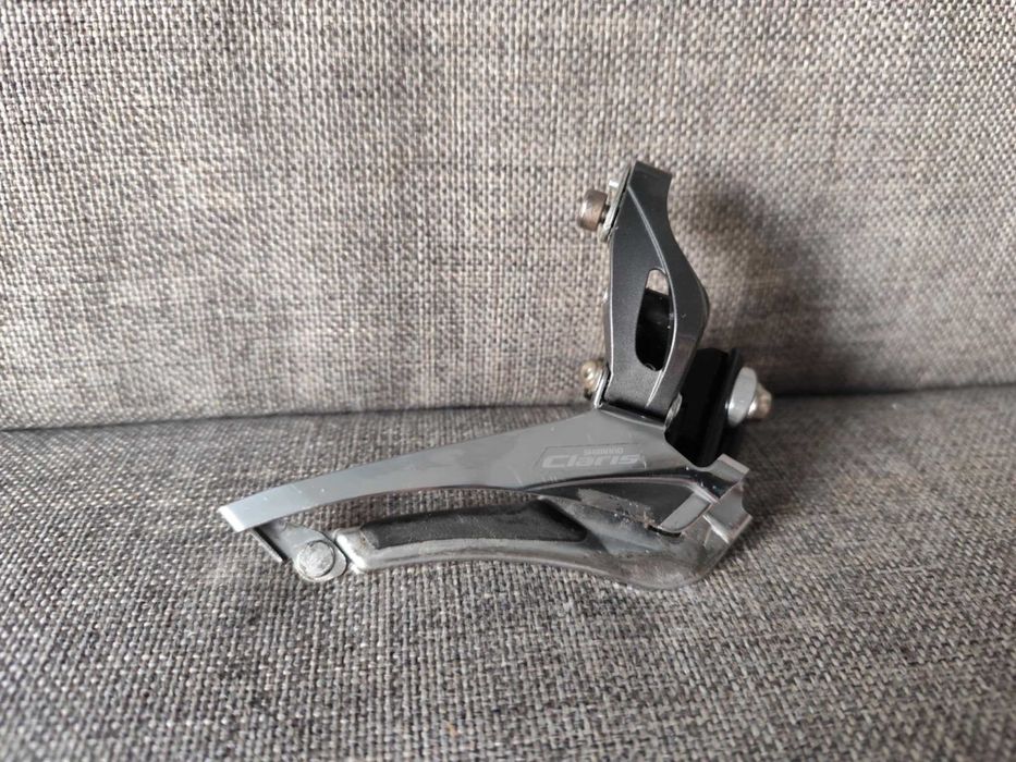Przerzutka przednia SHIMANO Claris FD-R2000 + Obejma GRATIS