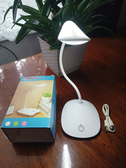 Led Лампа-світильник USB з акумулятором.