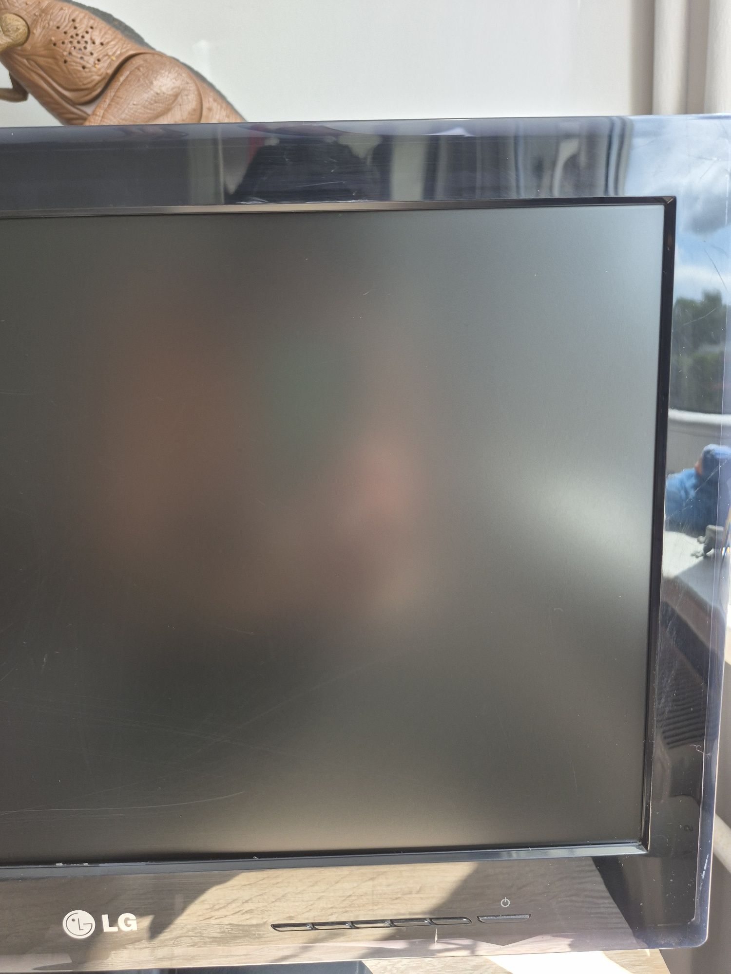 Monitor LG 20 cali