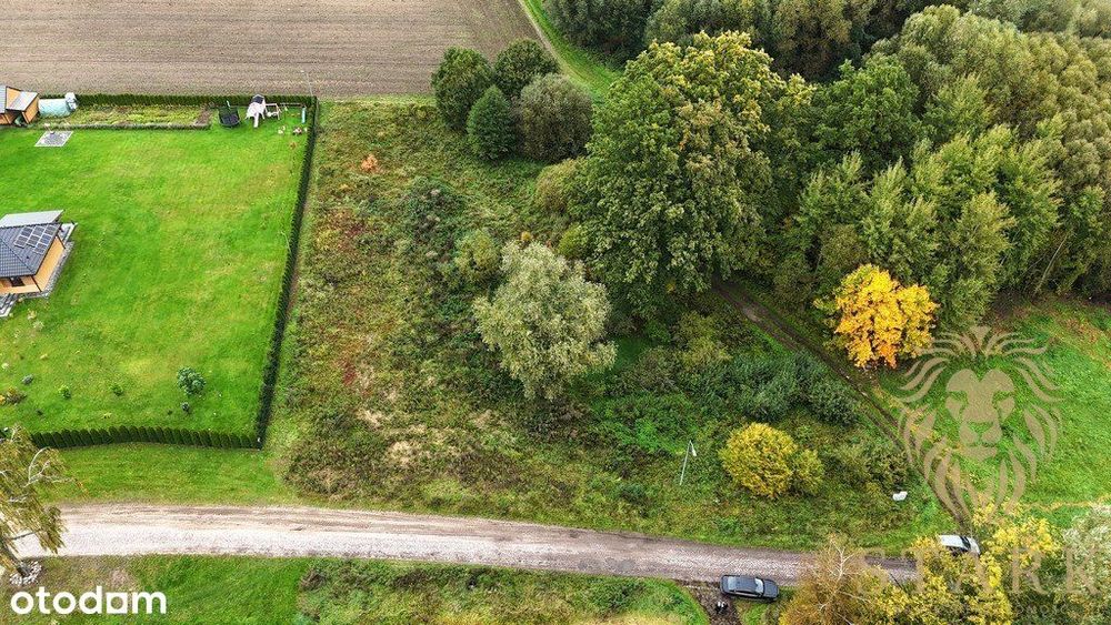Duża działka niedaleko jeziora