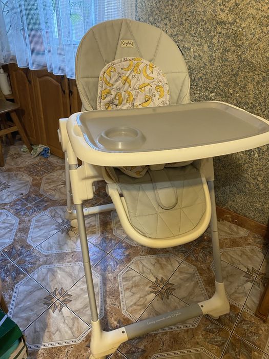 Годувальне крісло