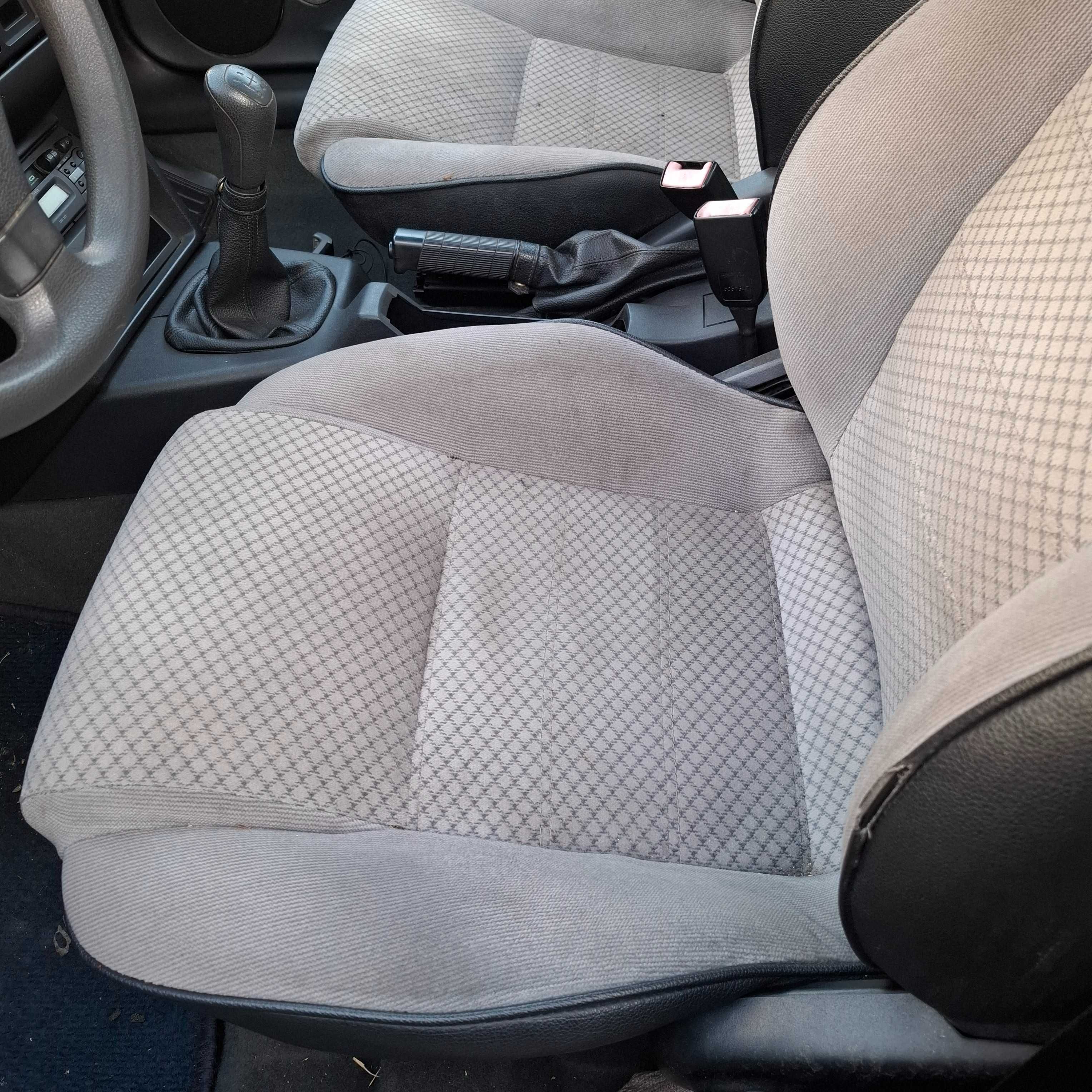 Alfa Romeo 146. 1.4 motor boxer