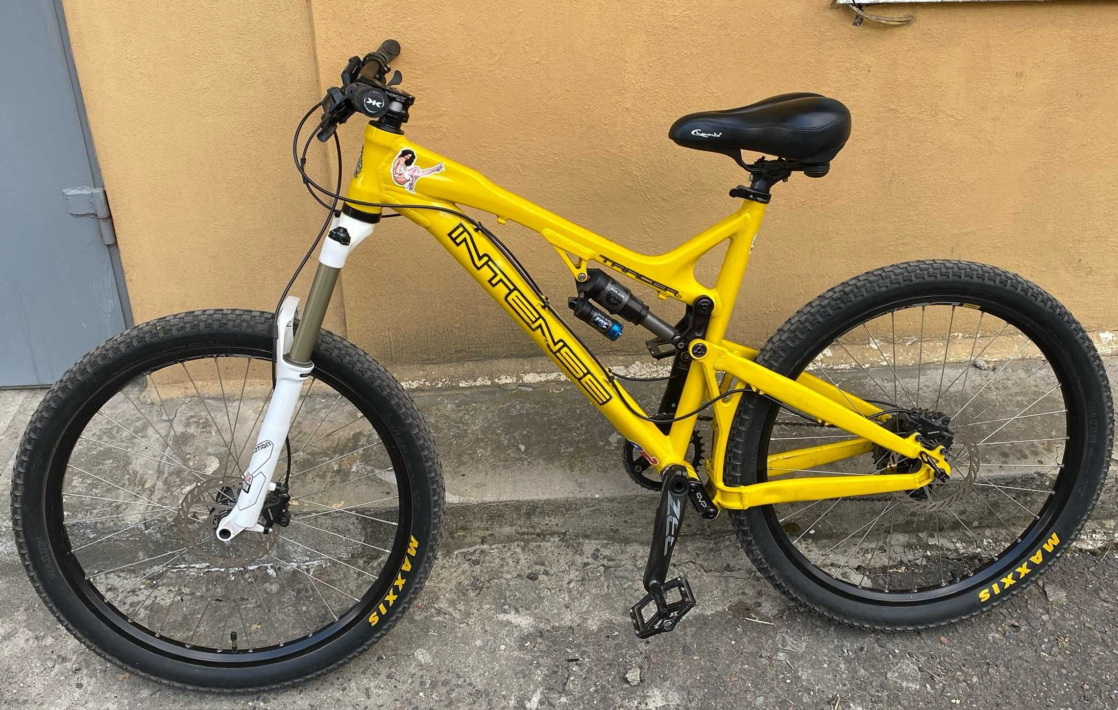 Велосипед INTENSE (DH, enduro)