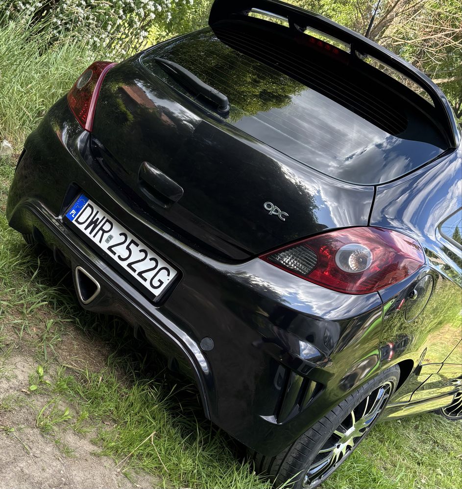 Opel corsa opc 1.6t 192km