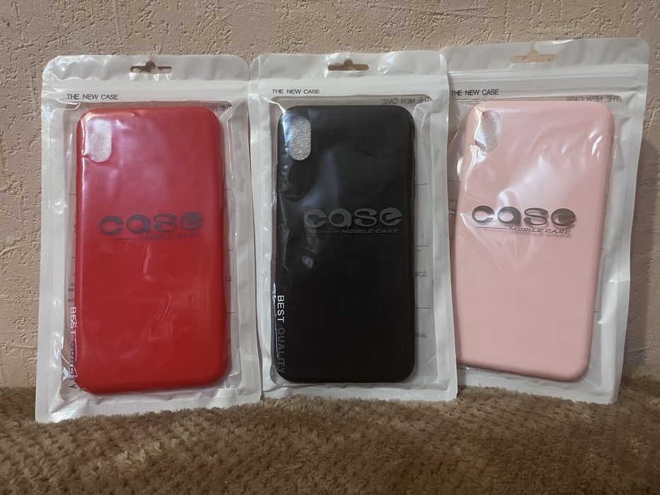 Чохли для iPhone XR