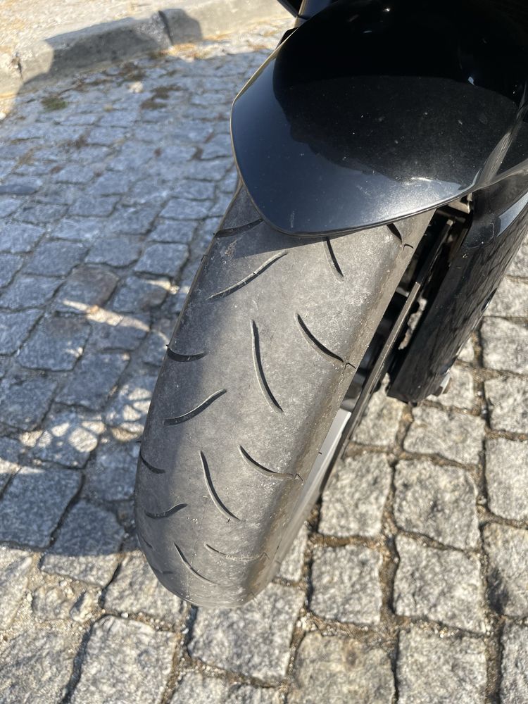 Suzuki GSX-R 600 L1