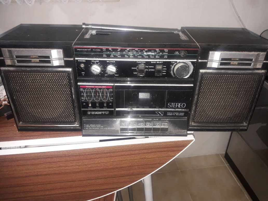 Rádio, com cassete Sanyo