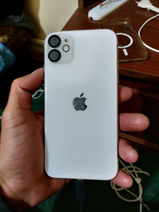 11 айфон 128 гигов