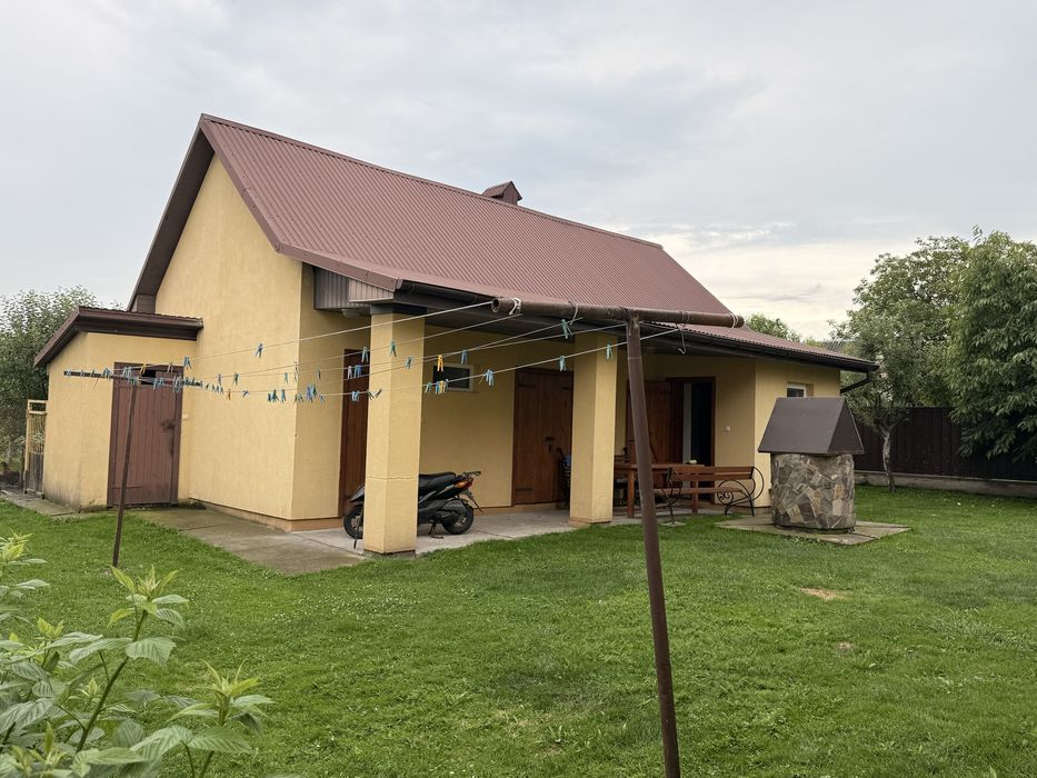 Продаж будинку поруч зі Львовом
