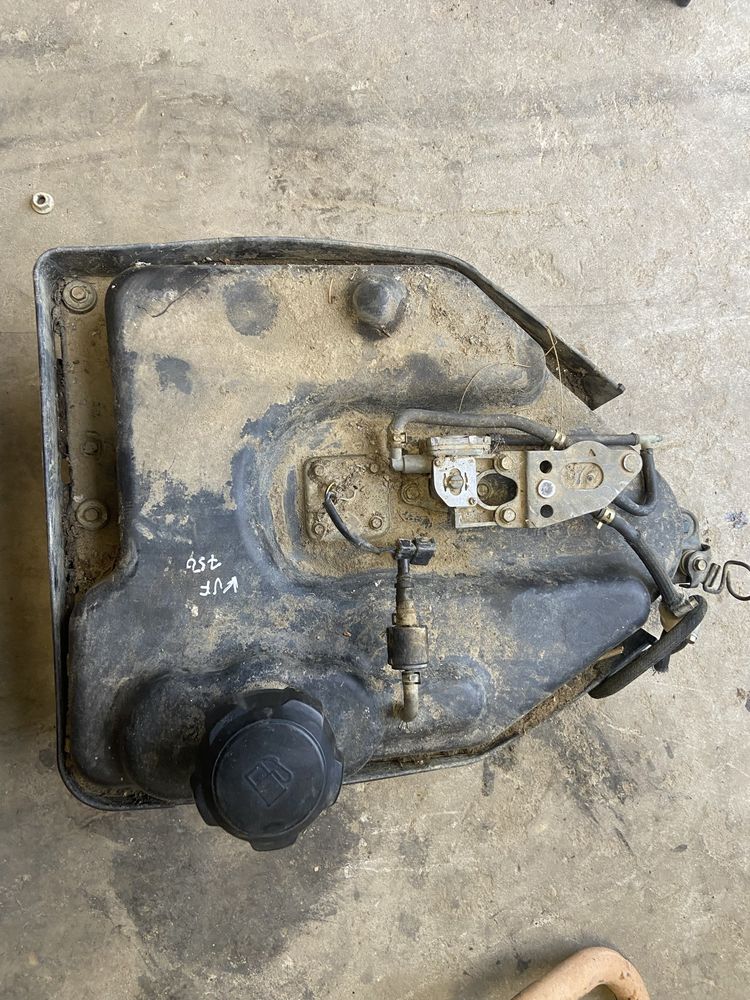 Pompa paliwa zbuornik korek paliwa kawasaki kvf 750 bruteforce 650 kvf