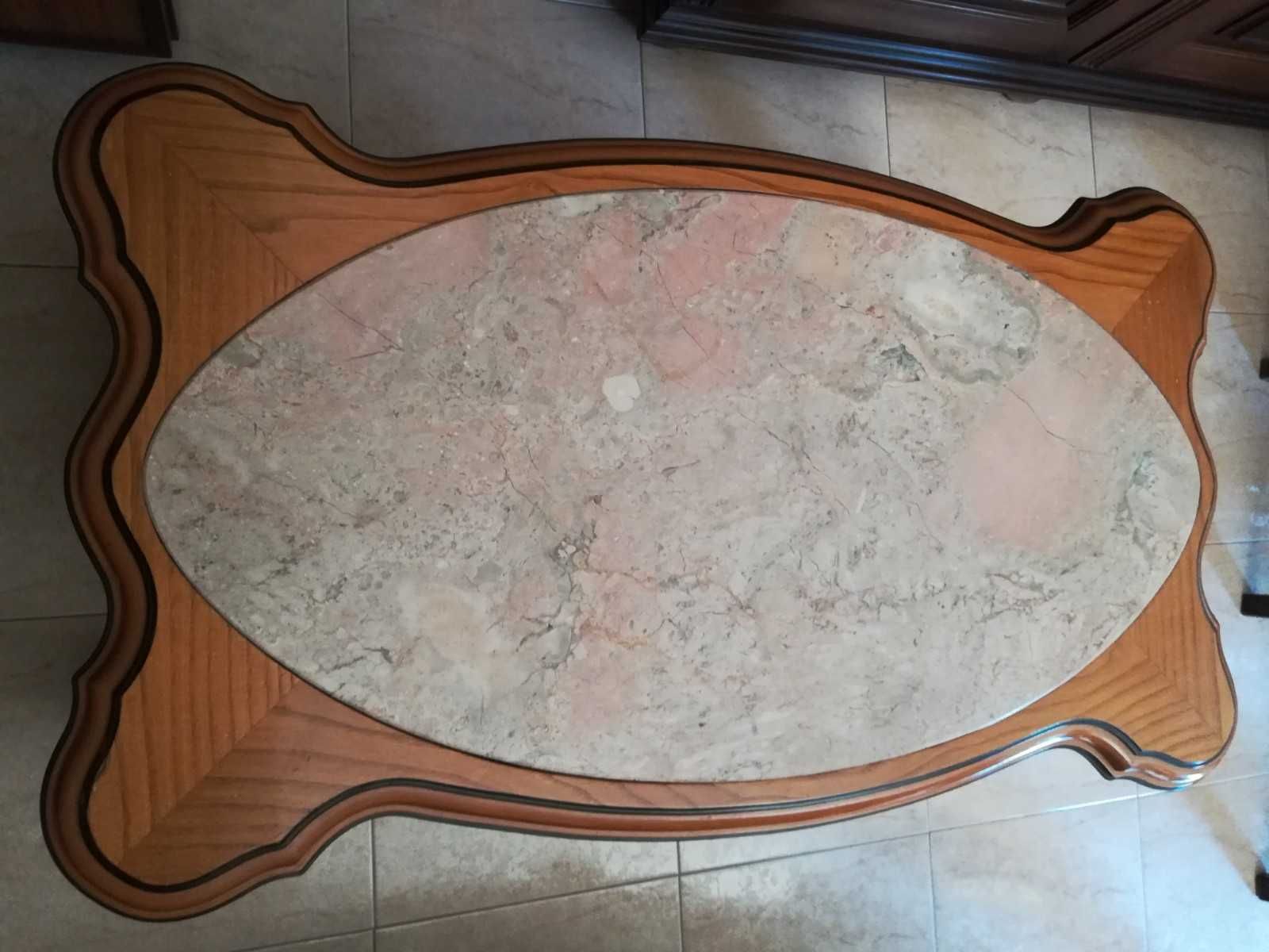 Mesa de apoio de mármore