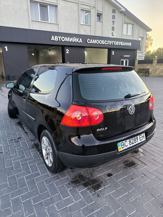 Volkswagen Golf 5 гольф