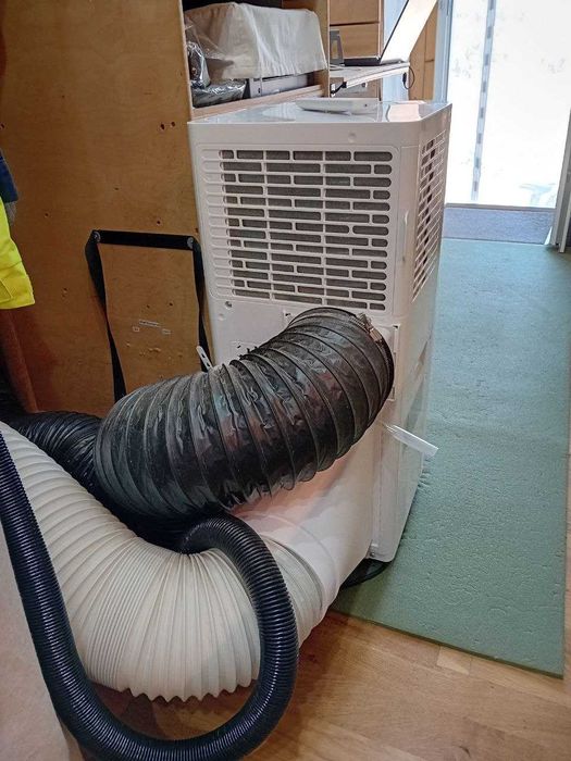 Ar condicionado portátil Equation COOL7K2 7K BTU só frio, até 16m²