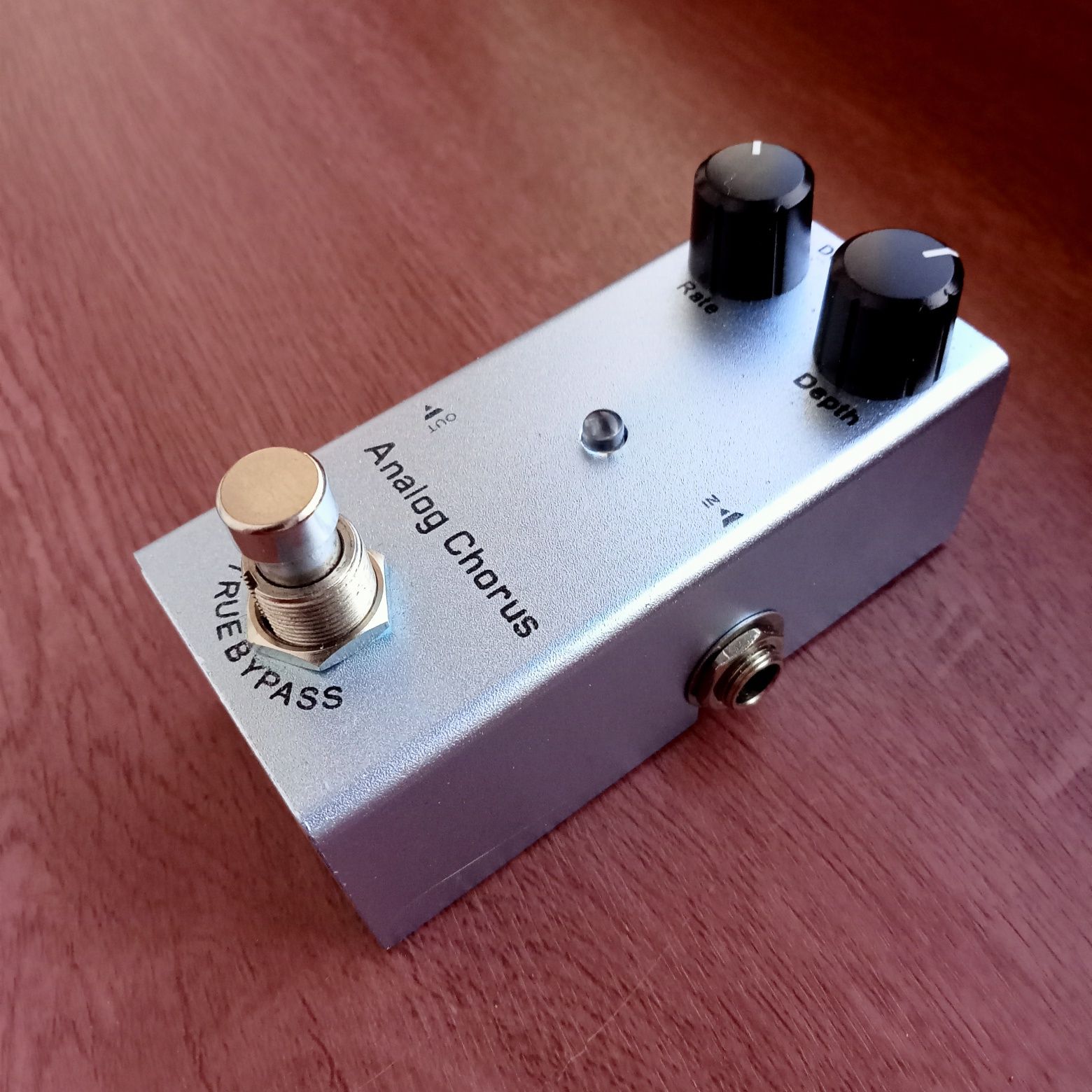 Analog Chorus efekt gitarowy bas skrzypce wokal