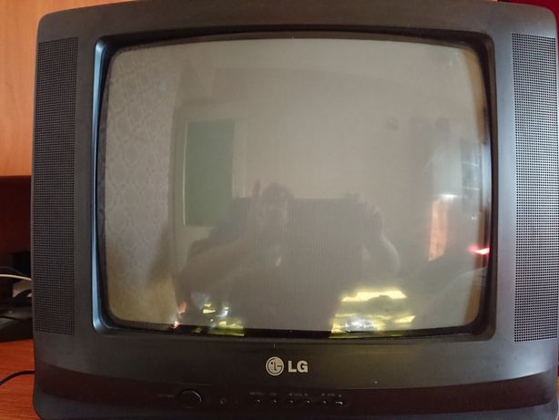 Телевізор кухонний LG у відмінному стані