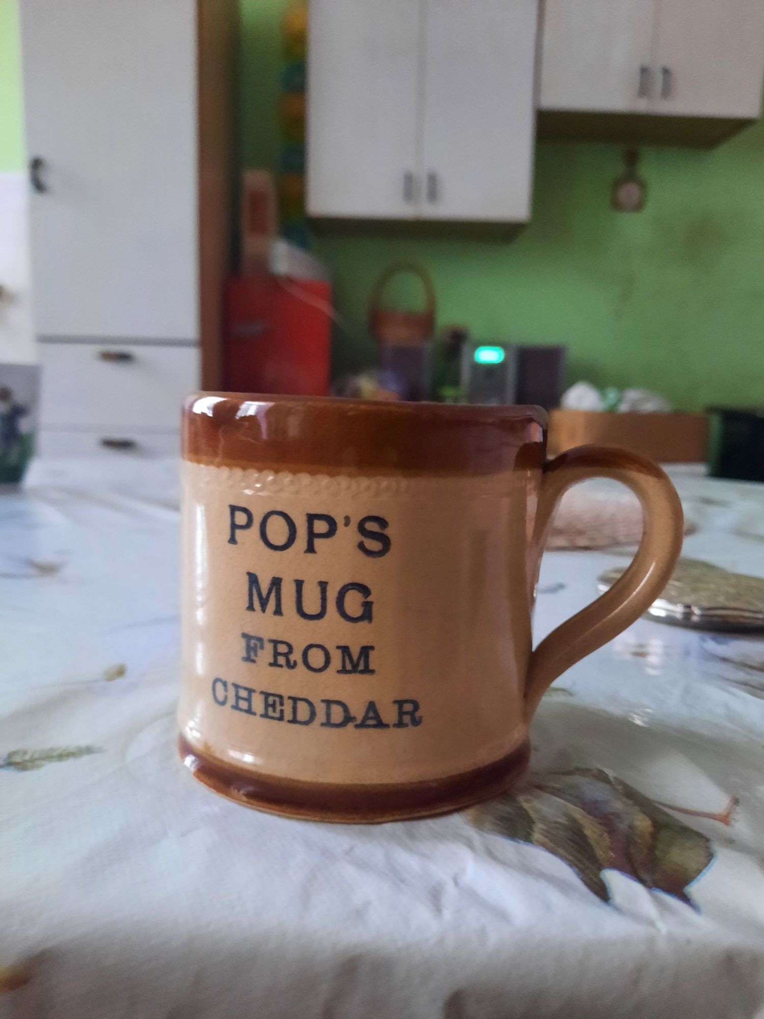 Pop's mug from cheddar kube kamionka porcelit brąz beż