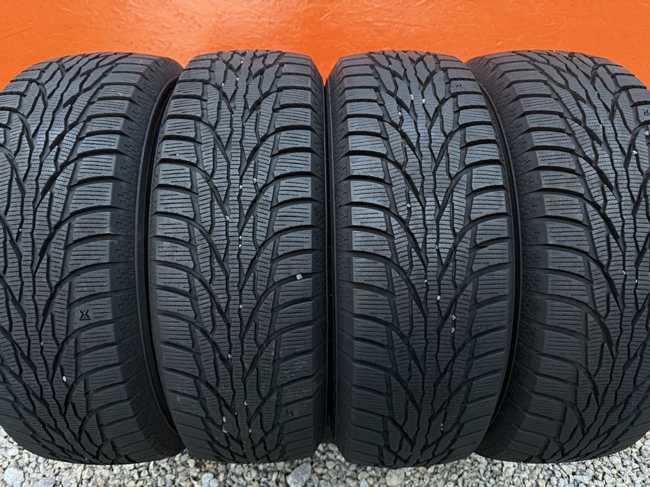 Шини резина 215.65 R16 є 20 комплетів стан ідеал 98% протектор 8-9 мм