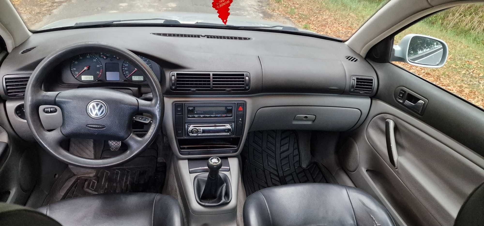 VW Passat B5 1.6 100KM Benzyna 277 tys. Zadbany, OC 08/26 *Climatronic