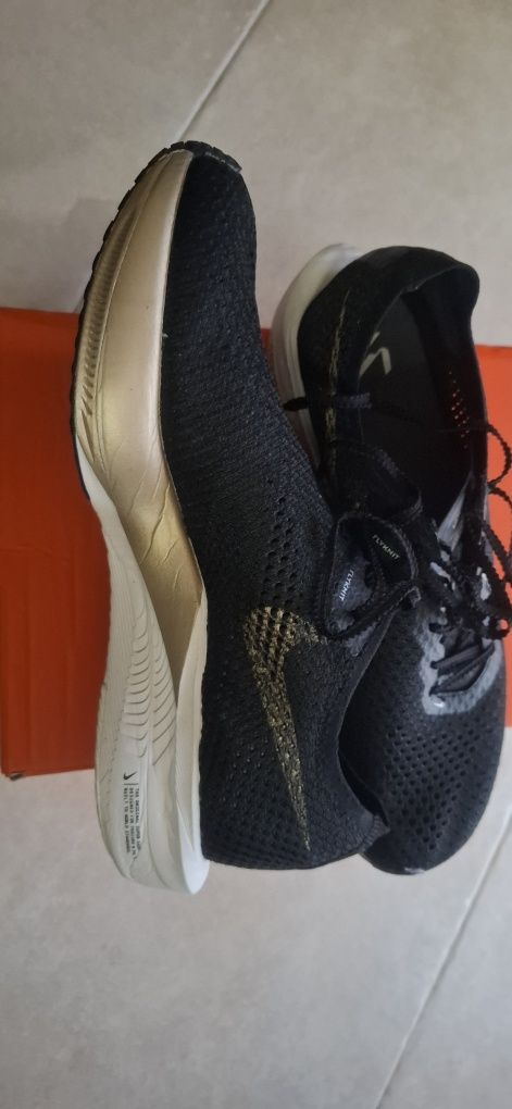 Nike Vaporfly 3 - Tam.44,5
