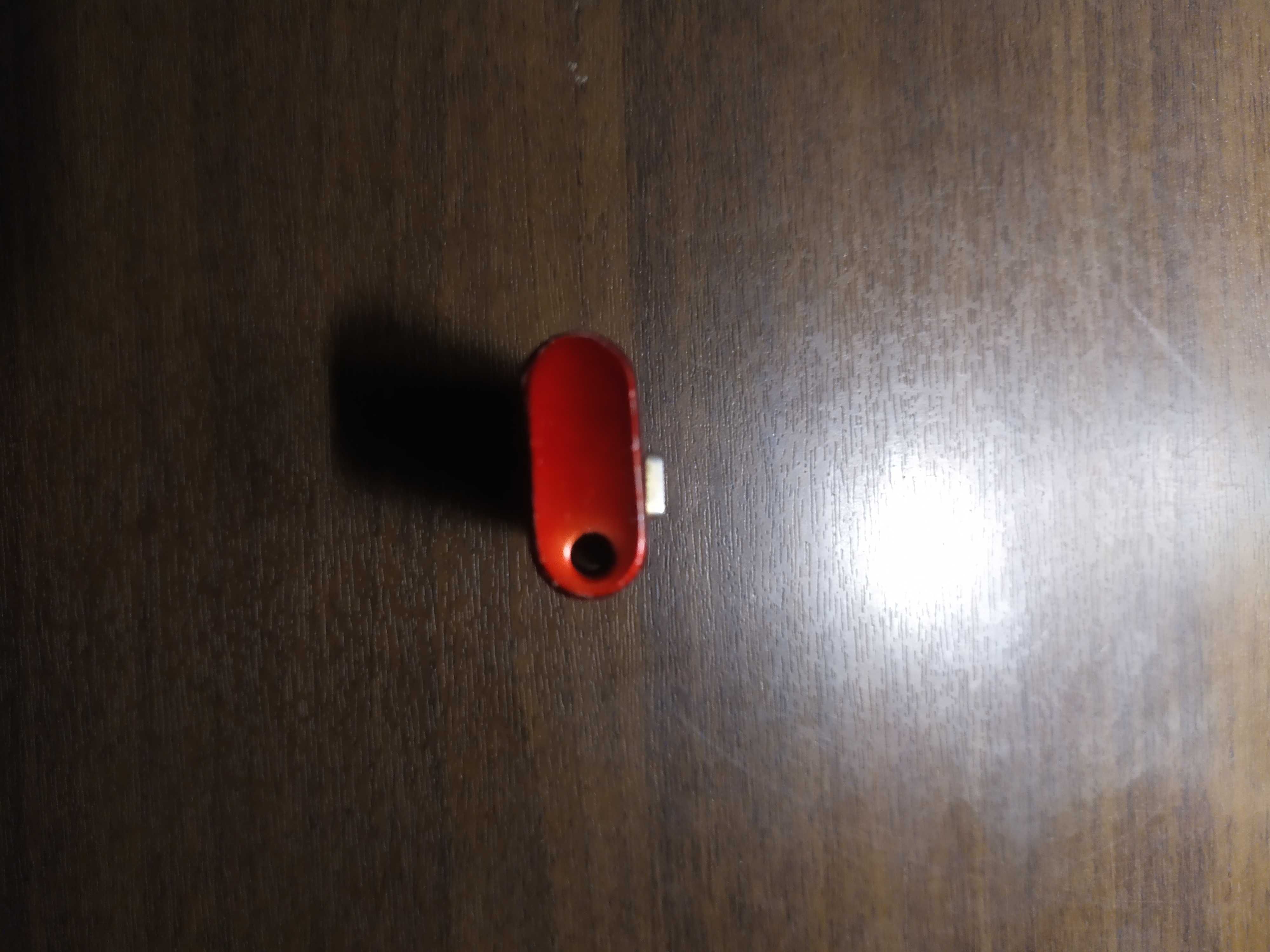 Продам зажигалку Penguin